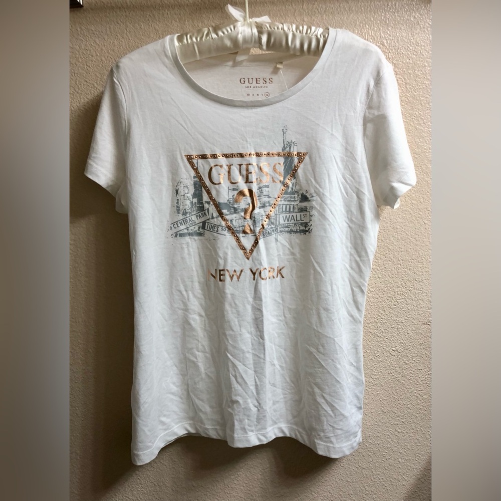 GUESS White and Gold Graphic Tee